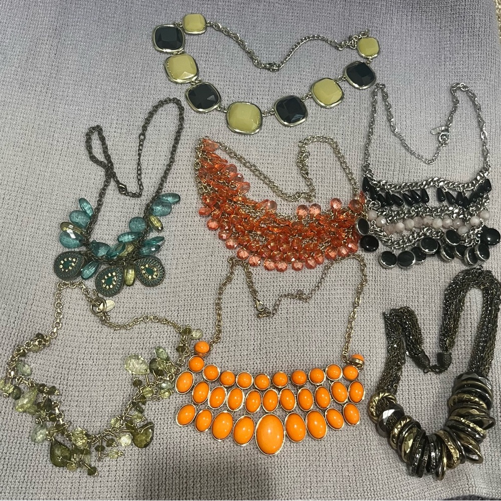 Elegant Multi-Color Statement Necklace Set